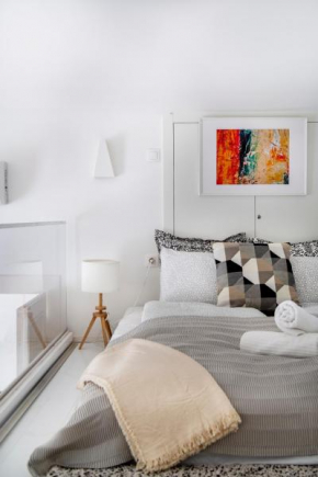 Exclusive Downtown Bella Home